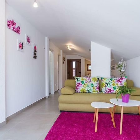 Apartment Deni Krk Town Εξωτερικό φωτογραφία